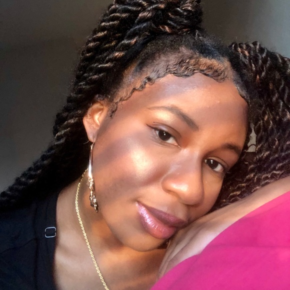 ๐Meet Your Posher, Jami๐ - Picture 10 of 16